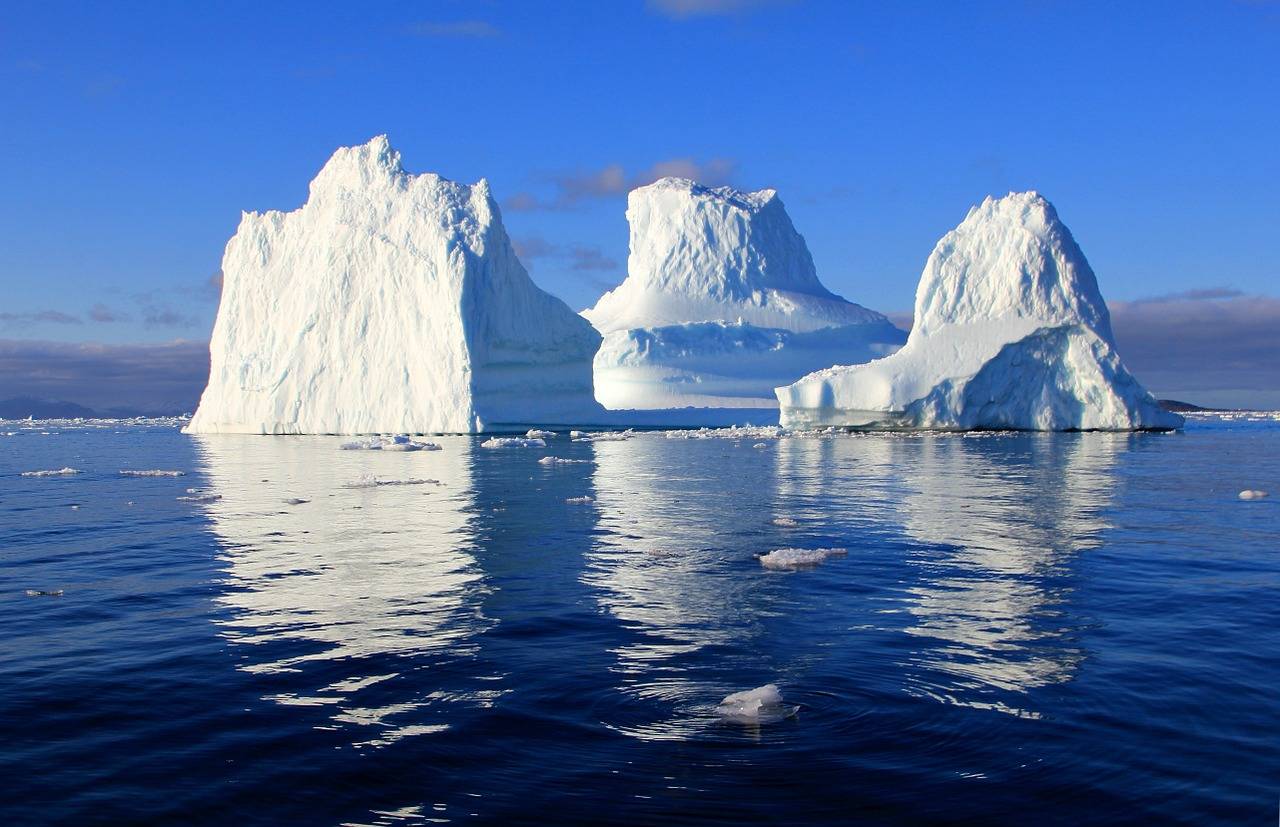 This is NOT a post about CO2 emissions or travel to Iceland